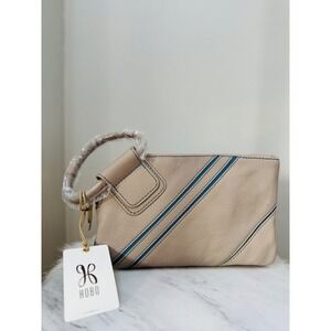HOBO Sable‎ Pebbled Leather Wristlet Wallet Clutch, Taupe/Blue, NWT